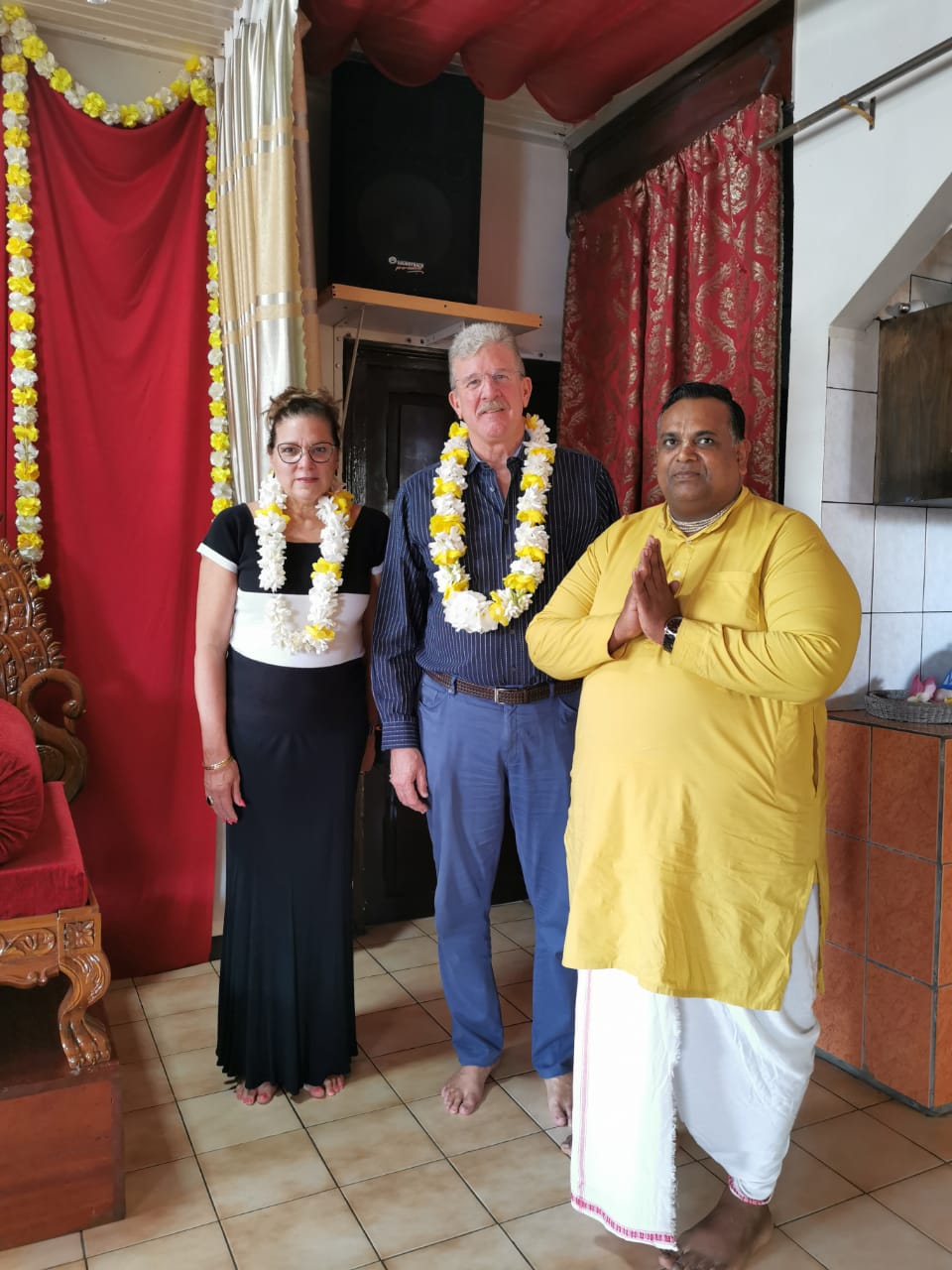 The Ambassador and his wife with Harindu Priya Dasa, Chairman of ISKCON Suriname Foundation.